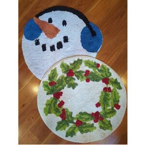 Lot of 2 Winter Holiday Christmas Throw Rugs Snowman & Holly Wreath Round 24.5"